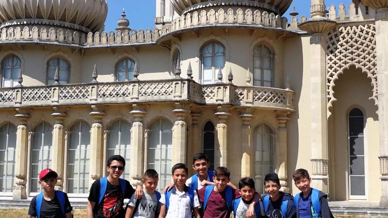 brighton-2018-09-web-800-thinking-mind